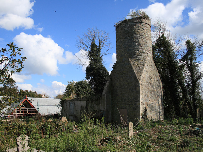 Photos of the tower at Kilashee in 2009
